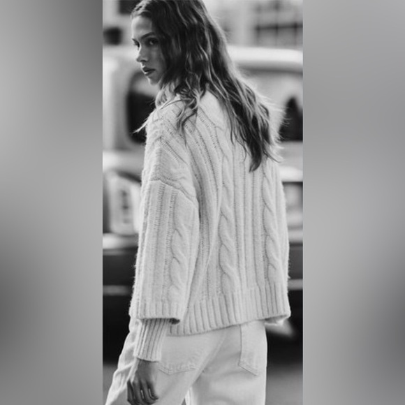 Zara Layered Sleeves Cable Knit Sweater - Picture 2 of 6